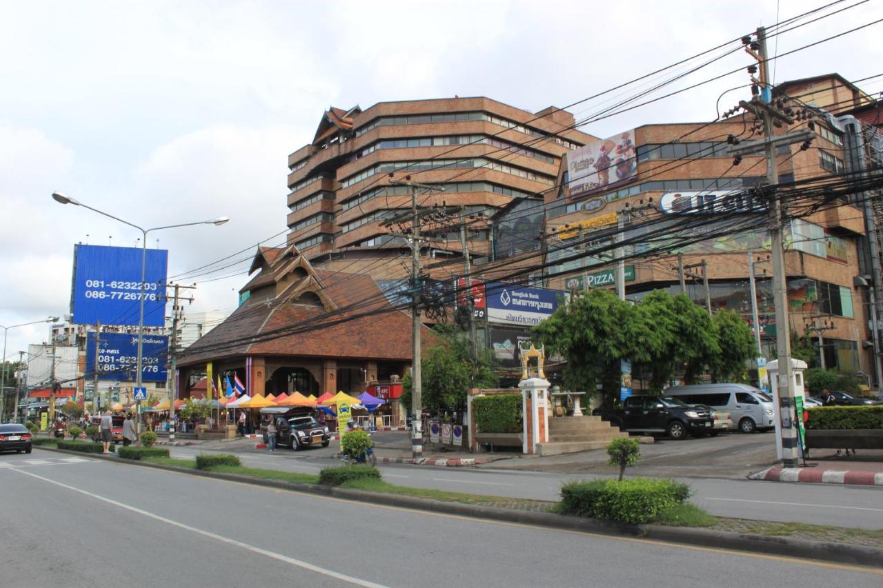 Varada Place Chiang Mai Esterno foto