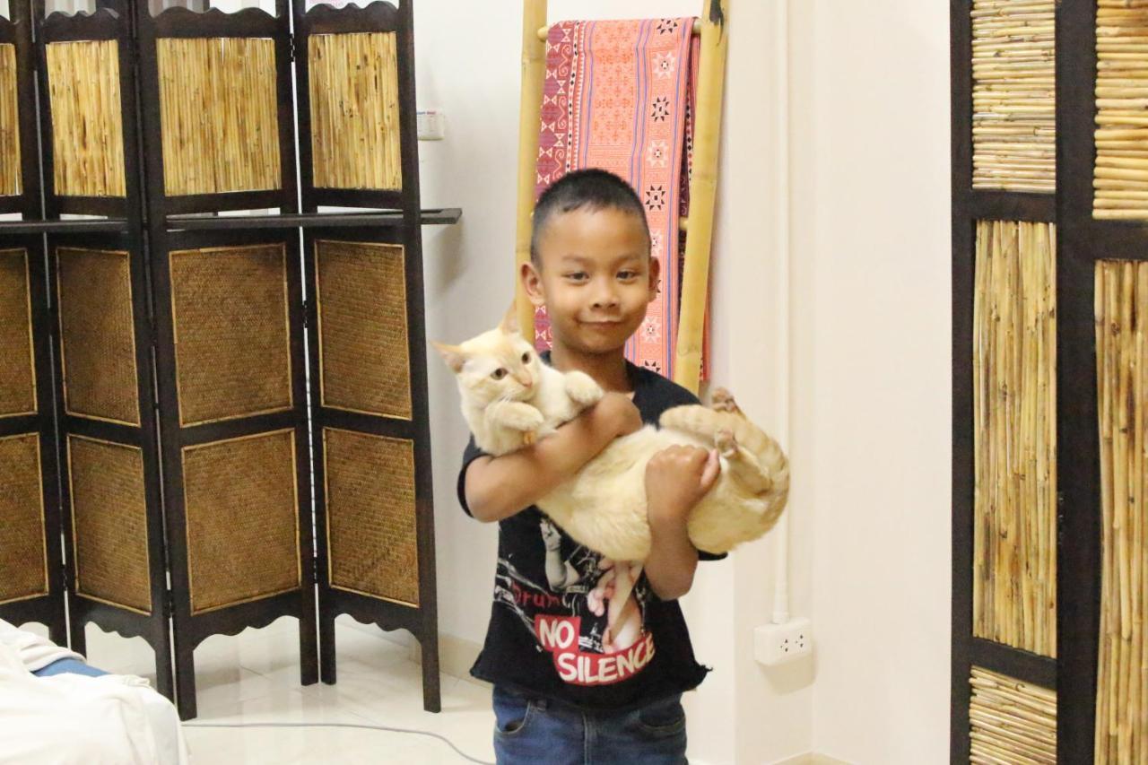 Varada Place Chiang Mai Esterno foto