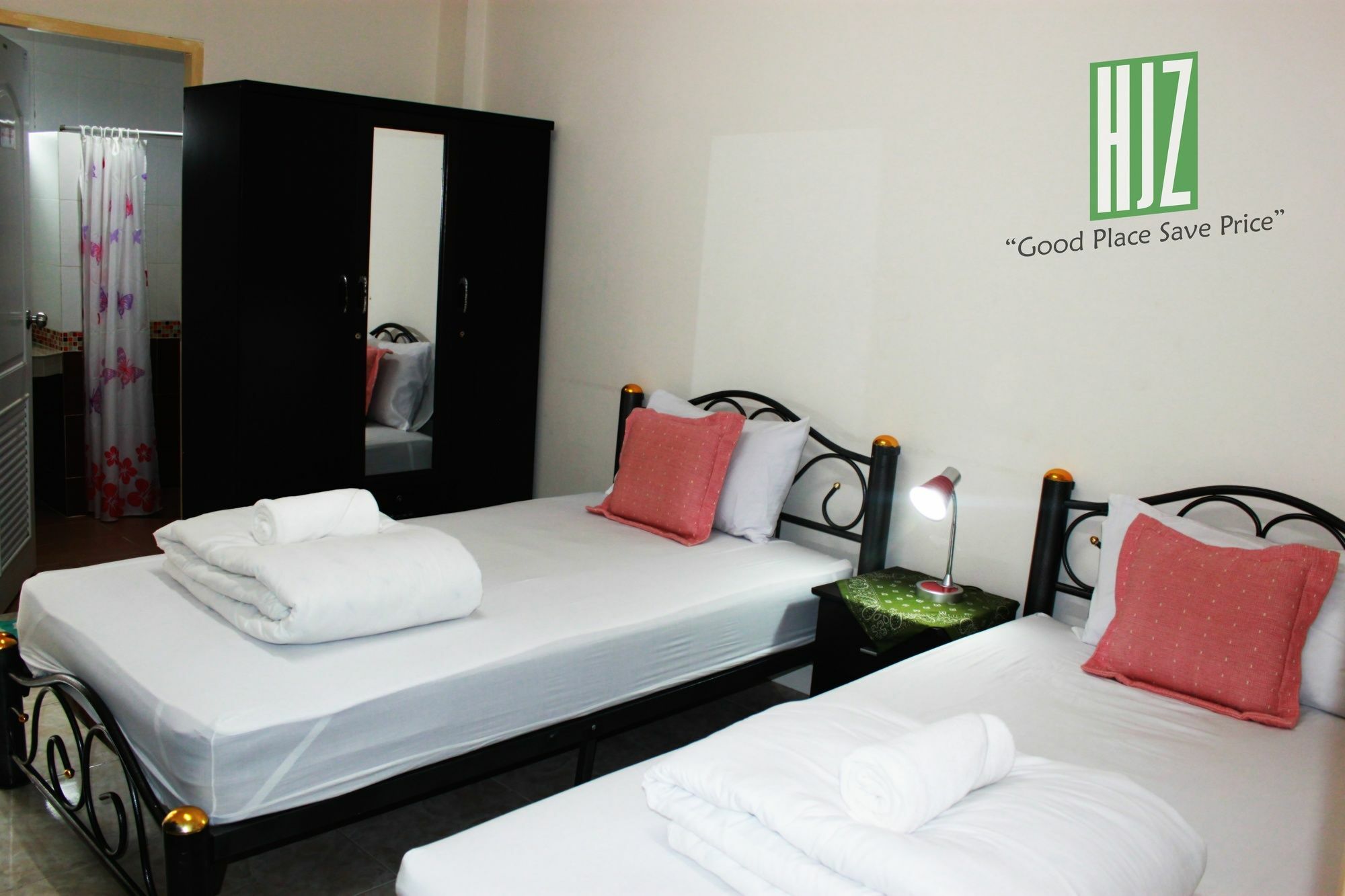 Varada Place Chiang Mai Esterno foto